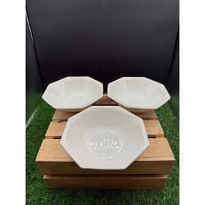 Set of 3 Johnson Brothers Heritage White Octagon 6.75" Bowls - English